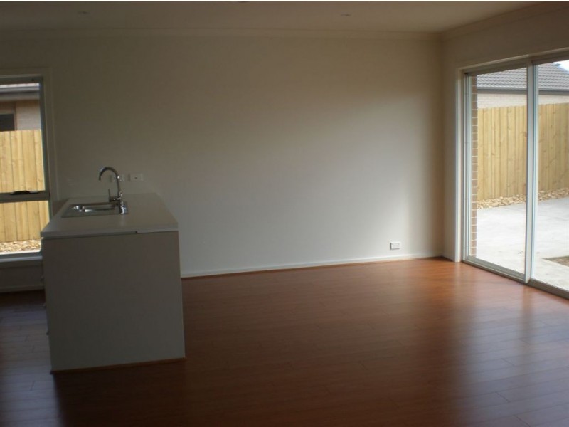 66 Aleppo Place, Cranbourne VIC 3977