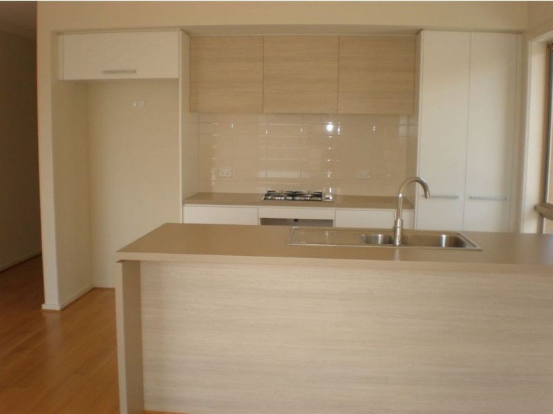 70 Aleppo Place, Cranbourne VIC 3977