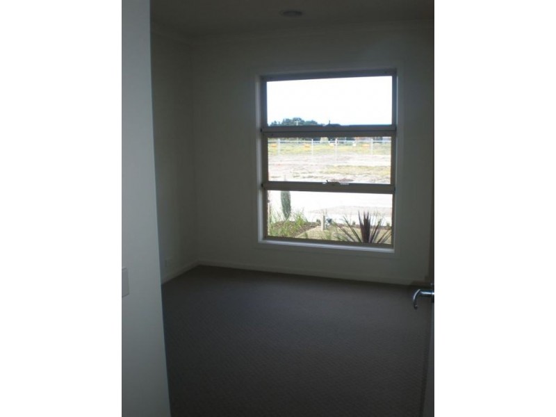 70 Aleppo Place, Cranbourne VIC 3977