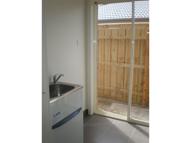 72 Aleppo Place, Cranbourne VIC 3977