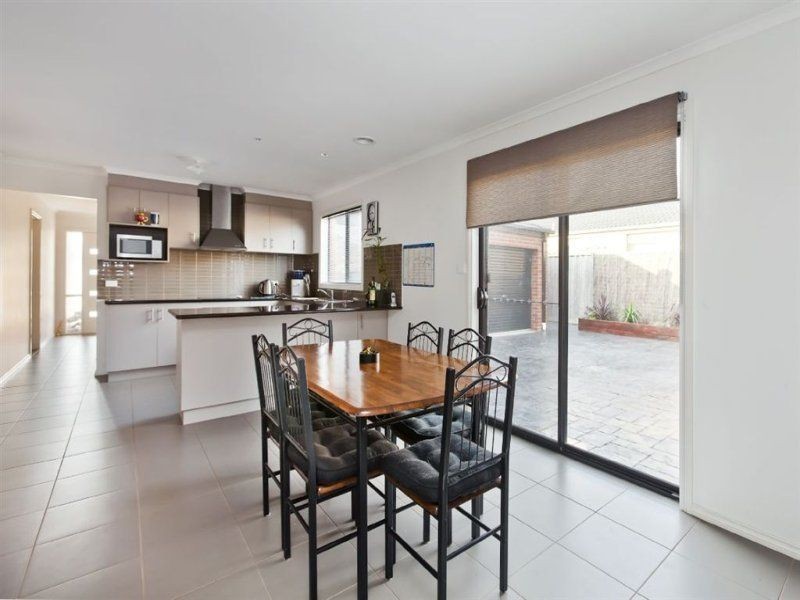 51 Von Nida Drive, Cranbourne North VIC 3977