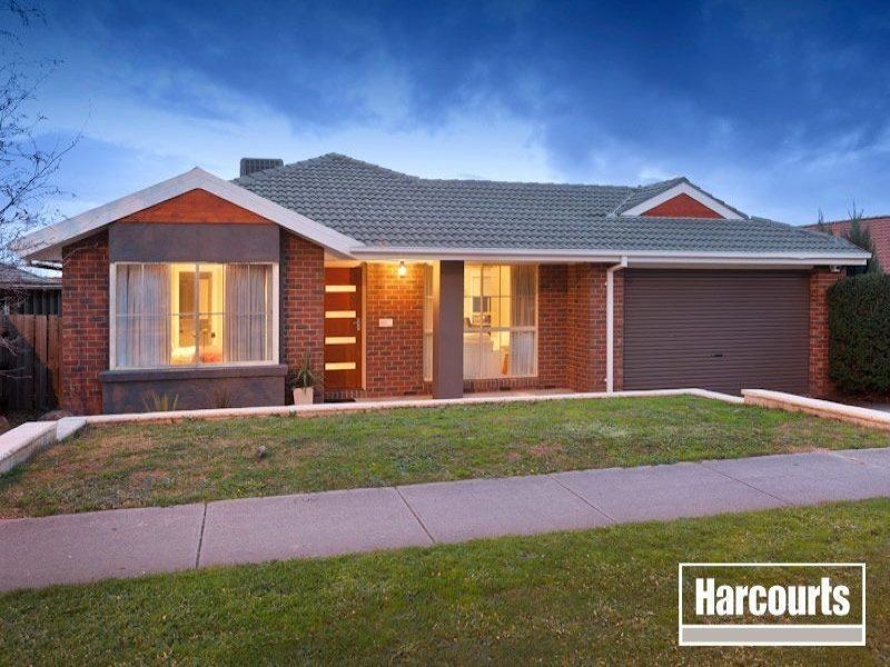 5 Kimbarra Drive, Berwick VIC 3806