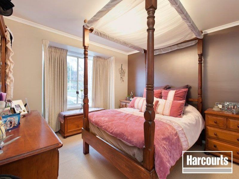 5 Kimbarra Drive, Berwick VIC 3806