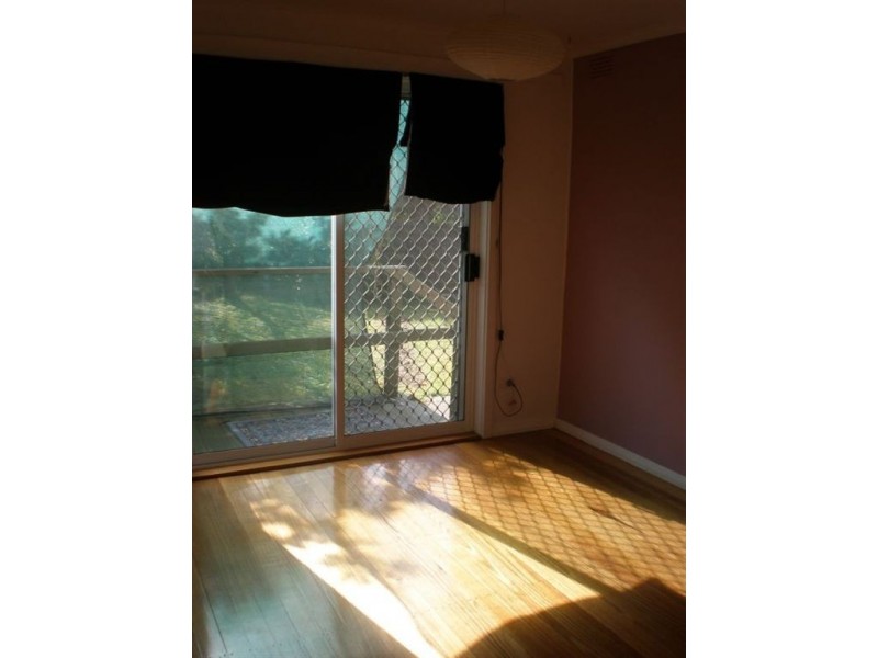 24 Sweetgum Avenue, Narre Warren VIC 3805