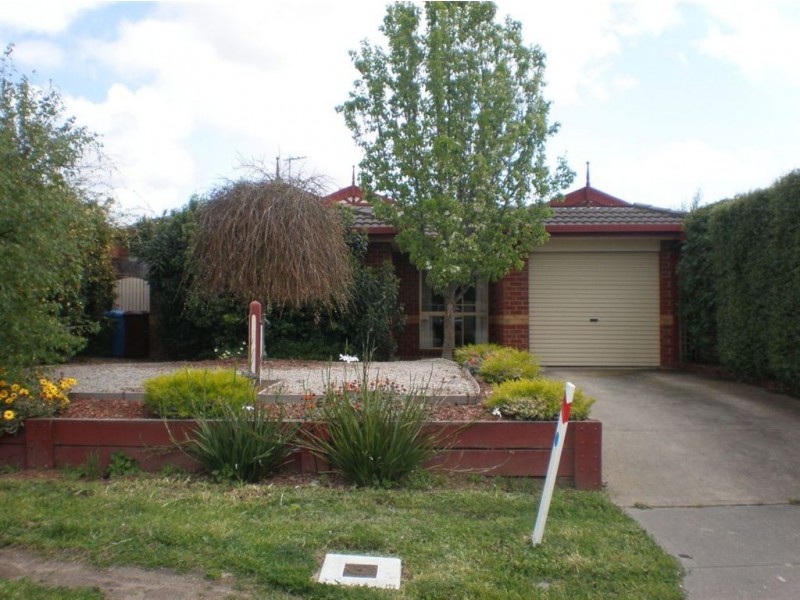 13 Riddleston Court, Narre Warren South VIC 3805