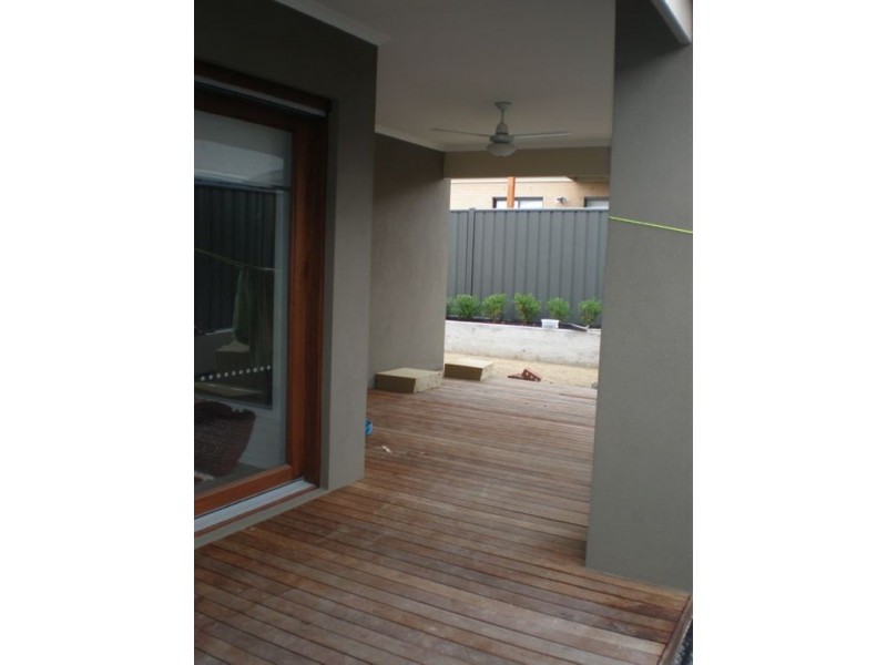 13 Aldous Place, Cranbourne North VIC 3977