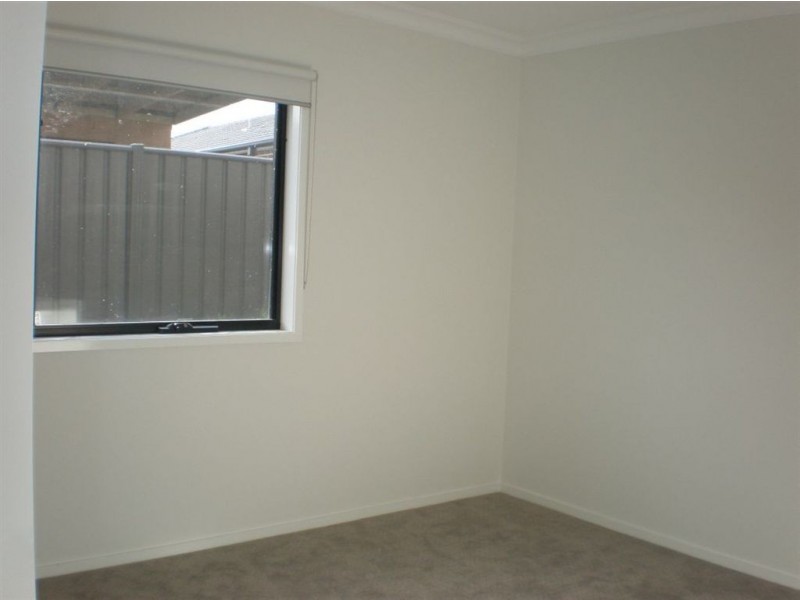 13 Aldous Place, Cranbourne North VIC 3977