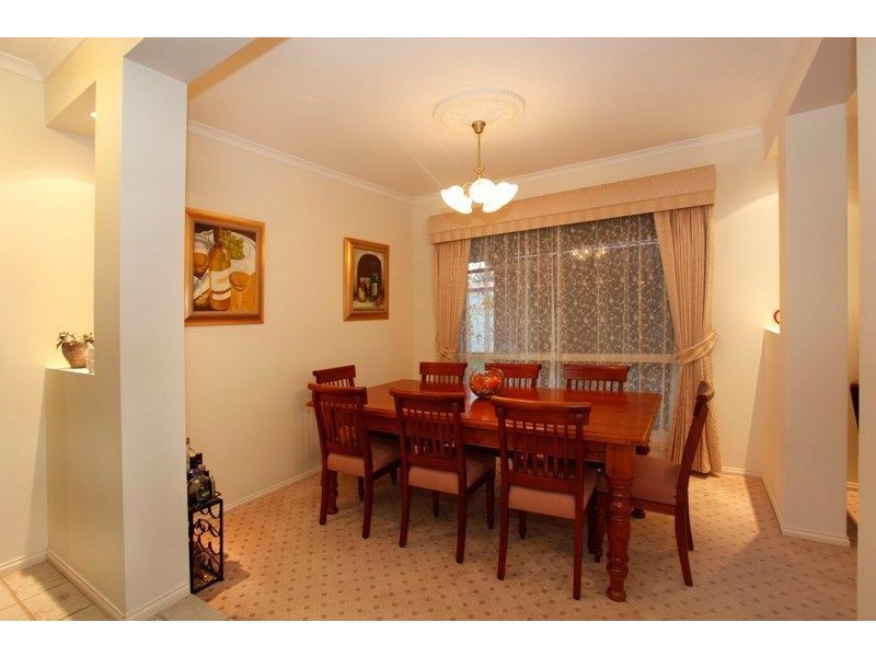 28 Highland Crescent, Narre Warren South VIC 3805