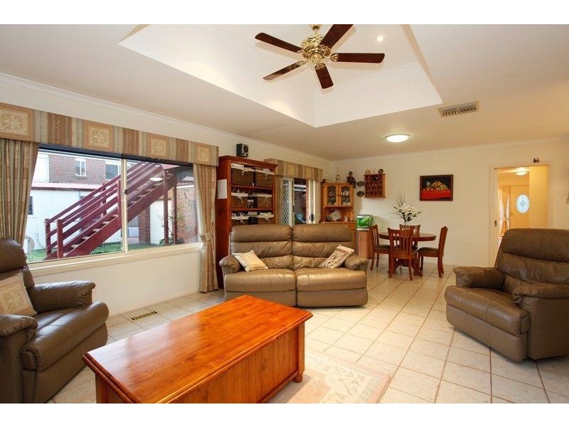 28 Highland Crescent, Narre Warren South VIC 3805