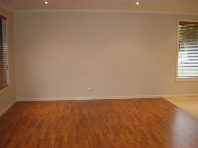 67 Valley Fair Drive, Narre Warren VIC 3805