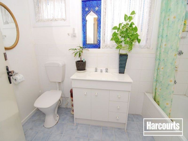 8 Parklands Drive, Narre Warren VIC 3805