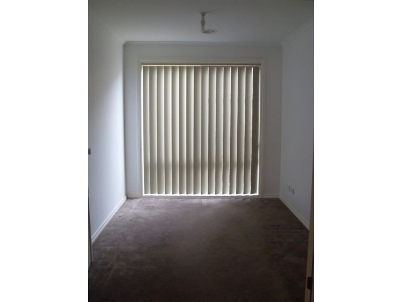 14 Broadleaf Way, Cranbourne VIC 3977