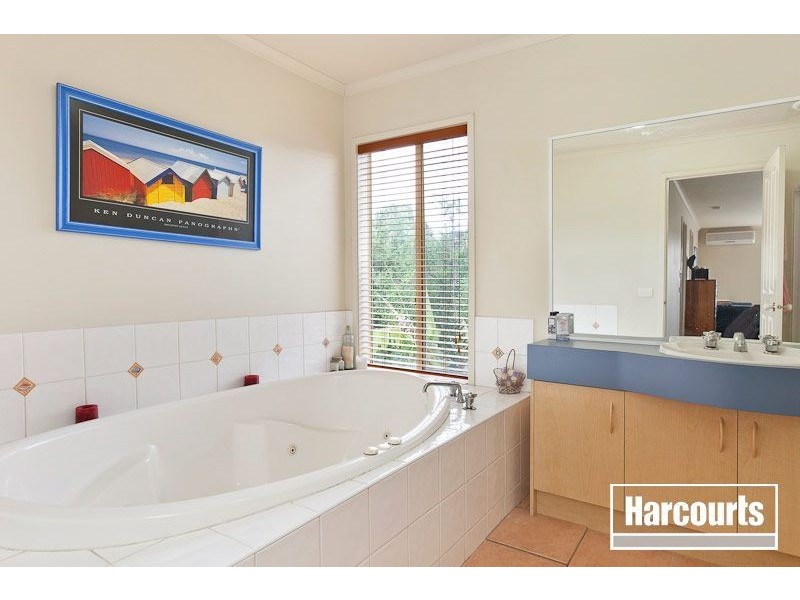 7 Acorn Court, Narre Warren South VIC 3805