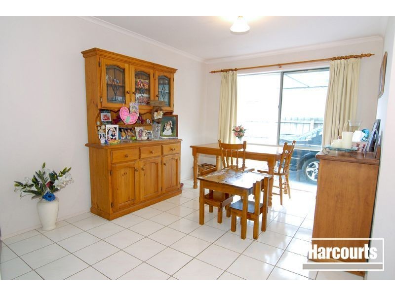 12 England Walk, Narre Warren South VIC 3805