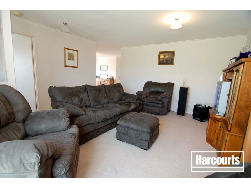 12 England Walk, Narre Warren South VIC 3805