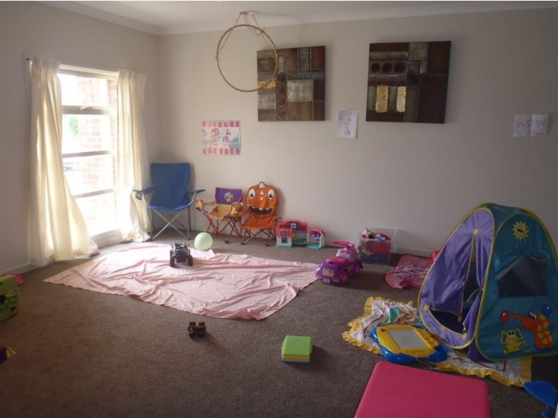 27 Beauford Avenue, Narre Warren South VIC 3805