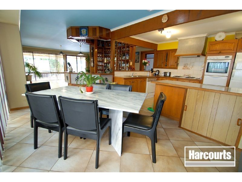 4 Lara Court, Hallam VIC 3803