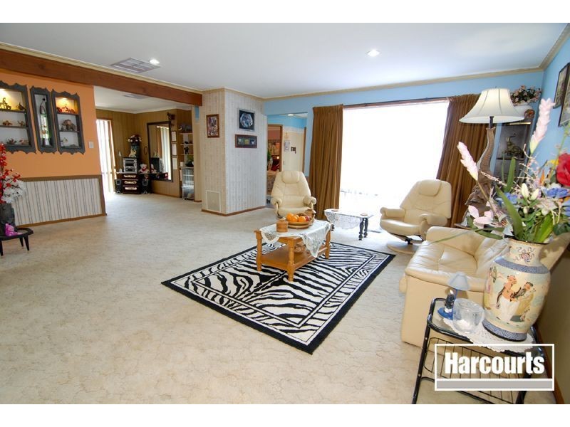 4 Lara Court, Hallam VIC 3803