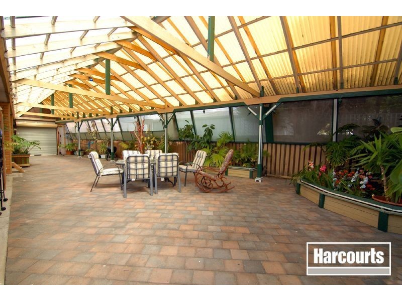 4 Lara Court, Hallam VIC 3803