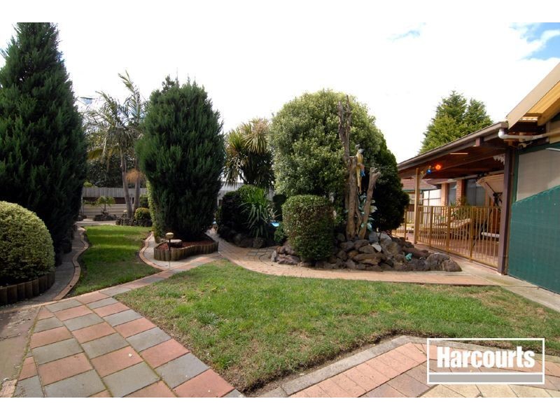 4 Lara Court, Hallam VIC 3803