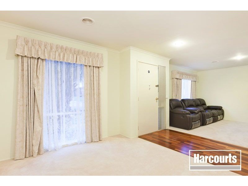 51 Robinswood Parade, Narre Warren South VIC 3805
