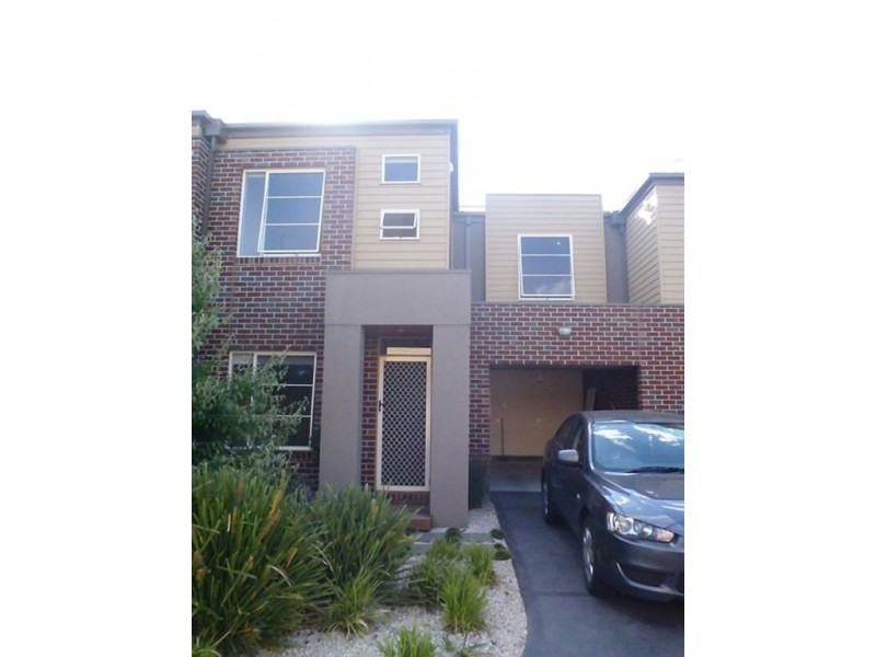 18 Tilbavale Close, Hallam VIC 3803