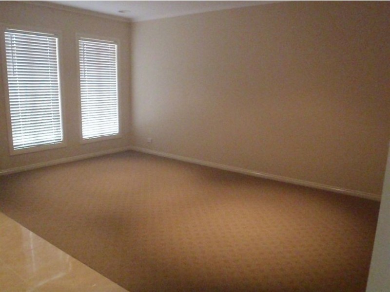 76 Langbourne Drive, Narre Warren South VIC 3805