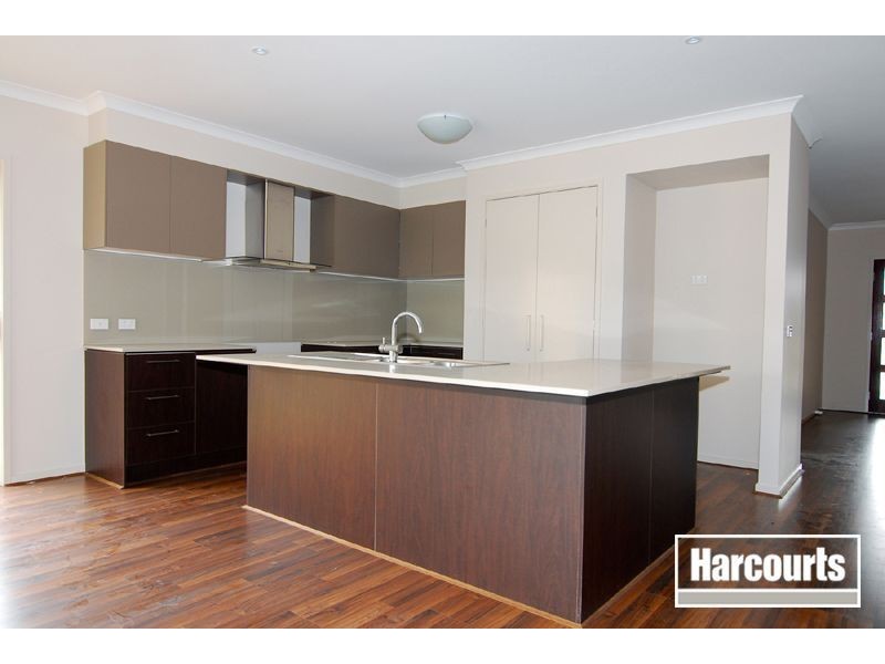 3 Merlin Drive, Cranbourne North VIC 3977