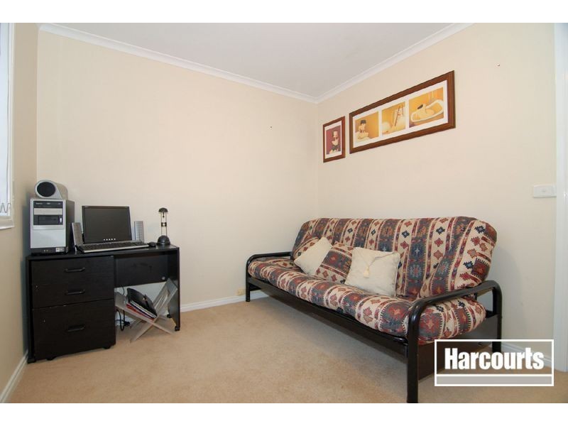 16 Hedgerow Court, Narre Warren South VIC 3805