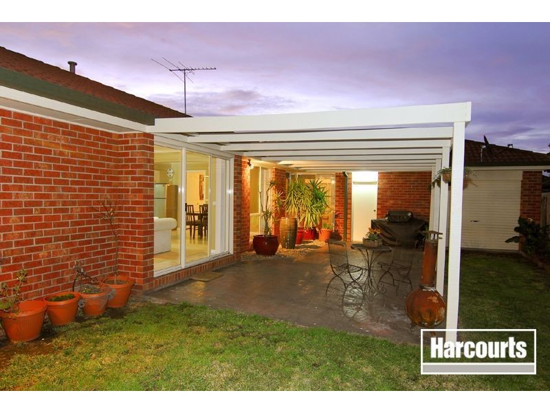 16 Hedgerow Court, Narre Warren South VIC 3805