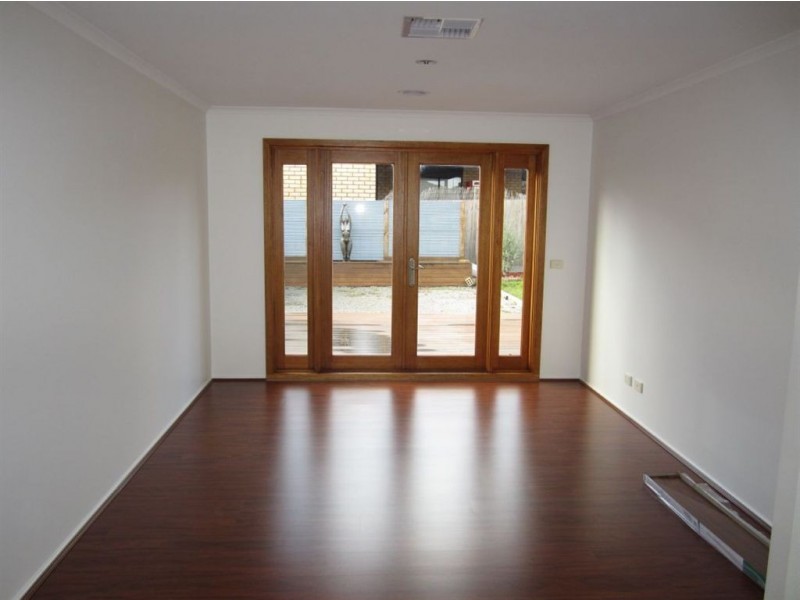 15 McCartney Drive, Narre Warren South VIC 3805