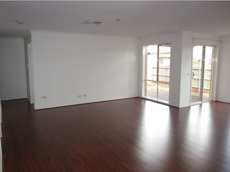 15 McCartney Drive, Narre Warren South VIC 3805