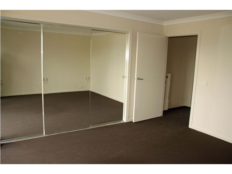 76 Mannavue Boulevard, Cranbourne North VIC 3977