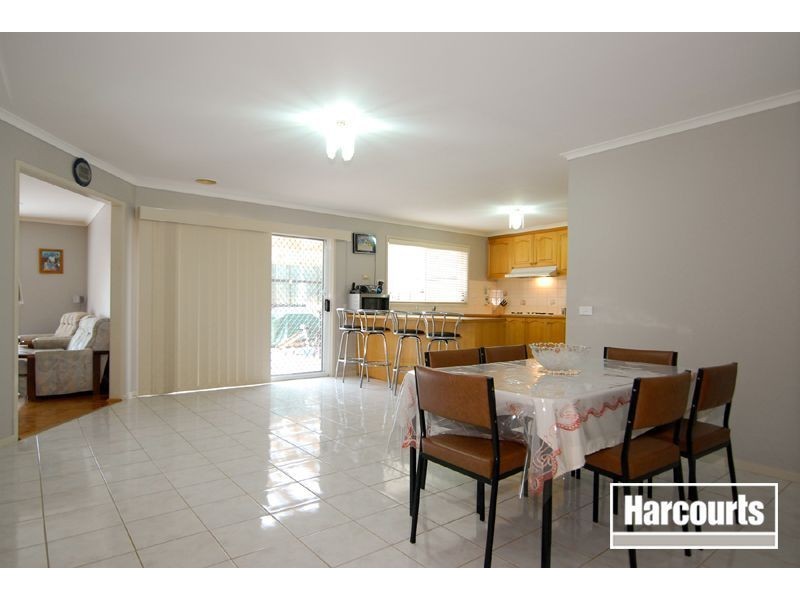 5 Turnberry Avenue, Narre Warren South VIC 3805