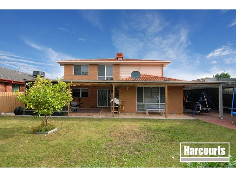 5 Turnberry Avenue, Narre Warren South VIC 3805