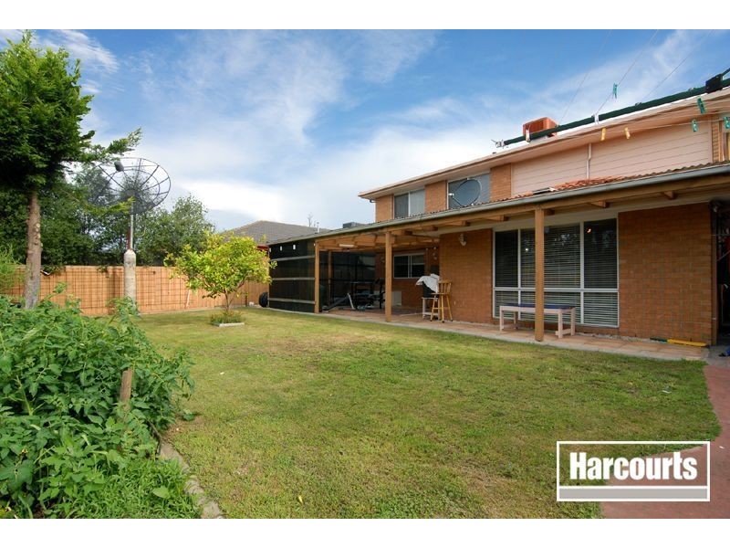 5 Turnberry Avenue, Narre Warren South VIC 3805