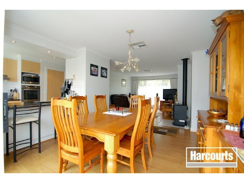 3 Fern Way, Narre Warren South VIC 3805