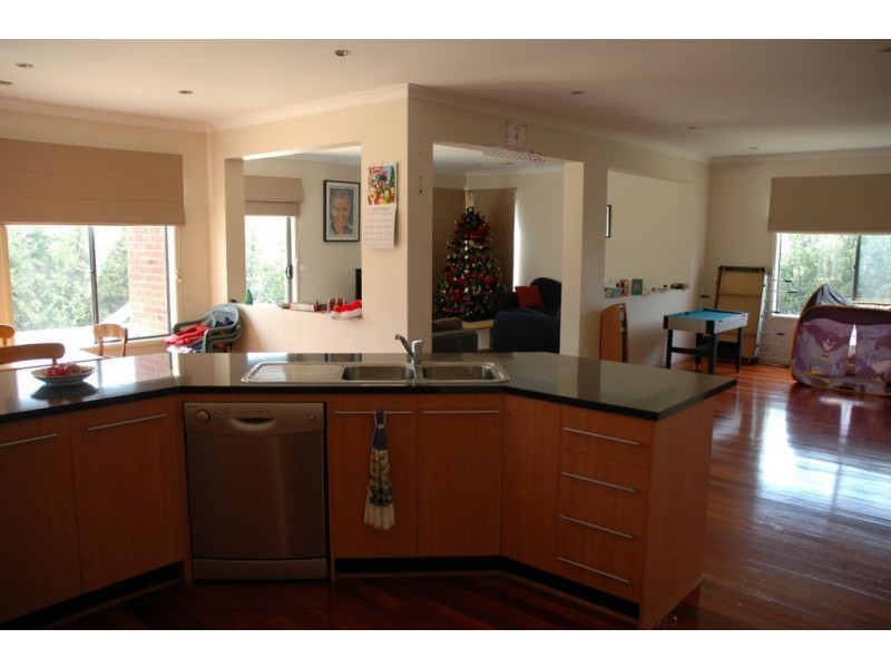 6 Chesil Court, Narre Warren South VIC 3805