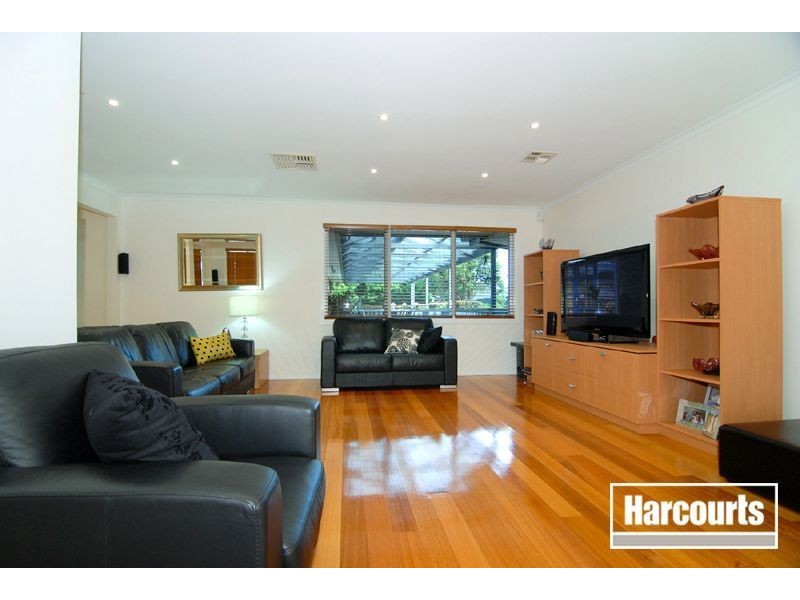 5 Oliver Court, Narre Warren South VIC 3805