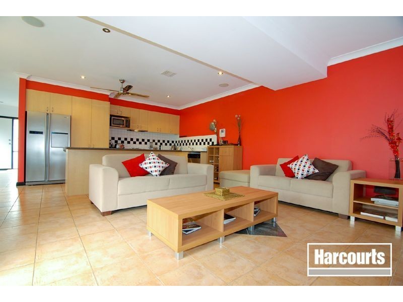 1 Kilmartin Place, Narre Warren South VIC 3805