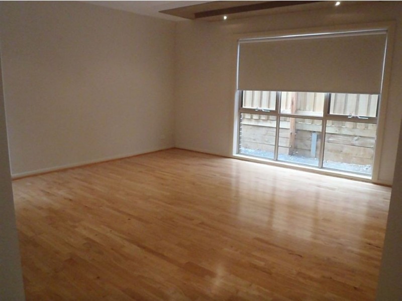 2/79 Fitzegerald Road, Hallam VIC 3803