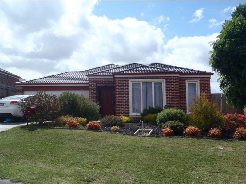 8 Castellana Court, Narre Warren South VIC 3805