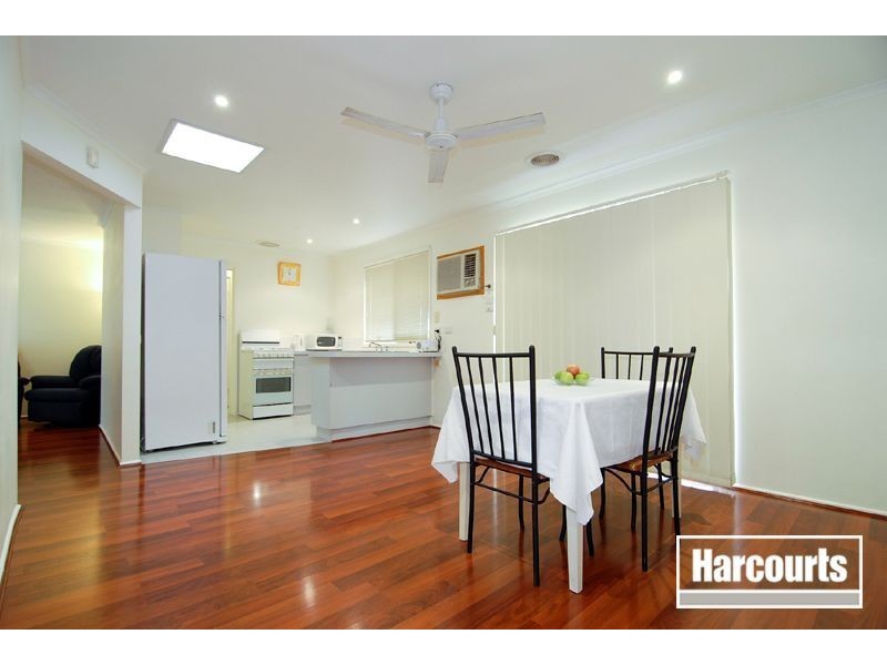 3 Glenleigh Court, Cranbourne North VIC 3977