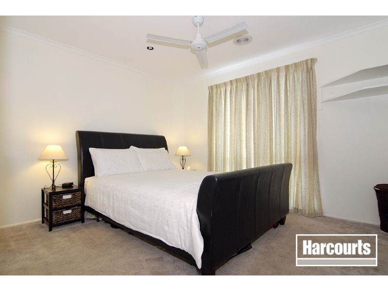 3 Glenleigh Court, Cranbourne North VIC 3977