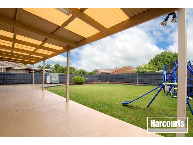 3 Glenleigh Court, Cranbourne North VIC 3977
