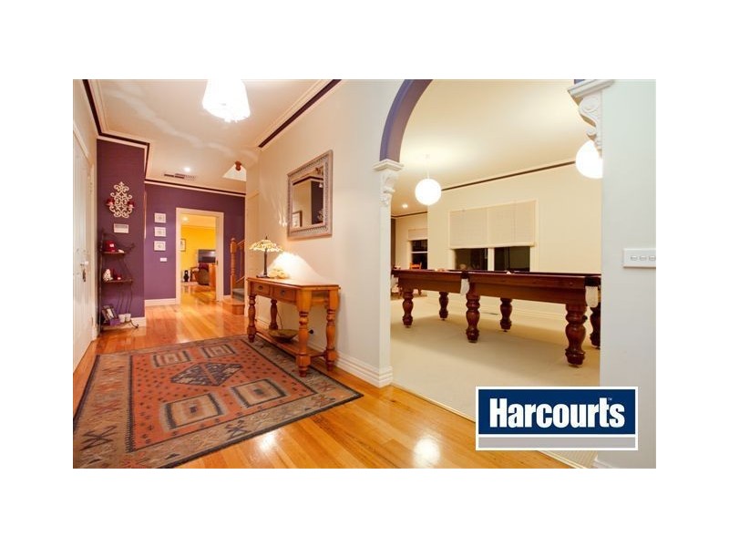 10 Orchid St, Narre Warren South VIC 3805