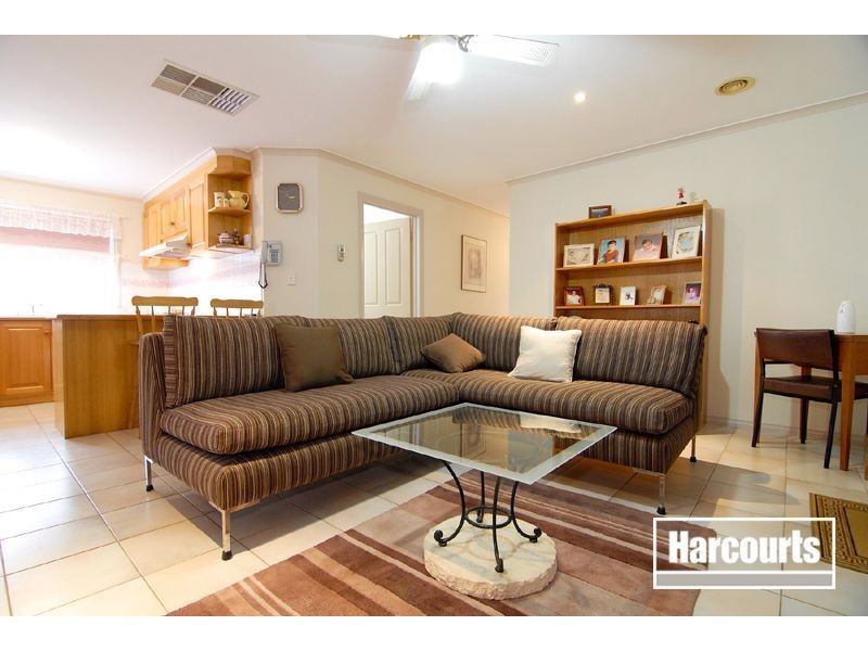 29 Cobblestone Avenue, Narre Warren South VIC 3805