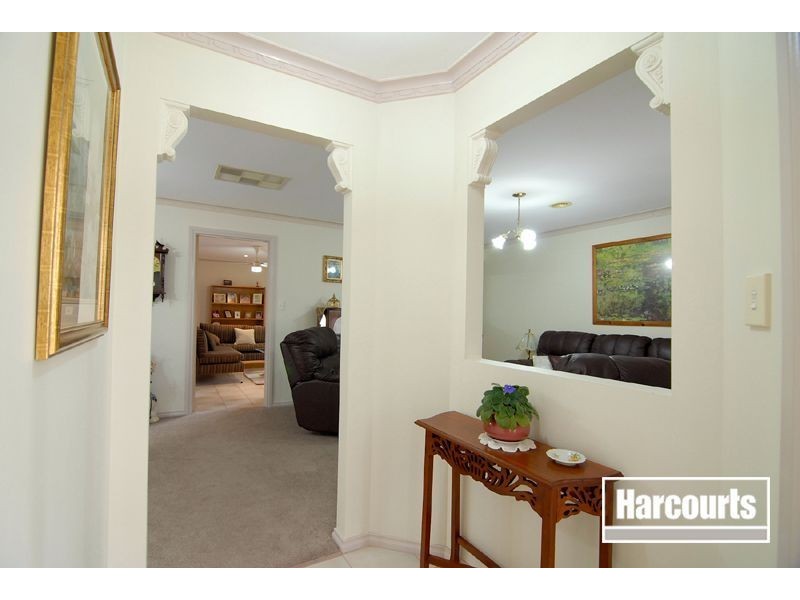 29 Cobblestone Avenue, Narre Warren South VIC 3805