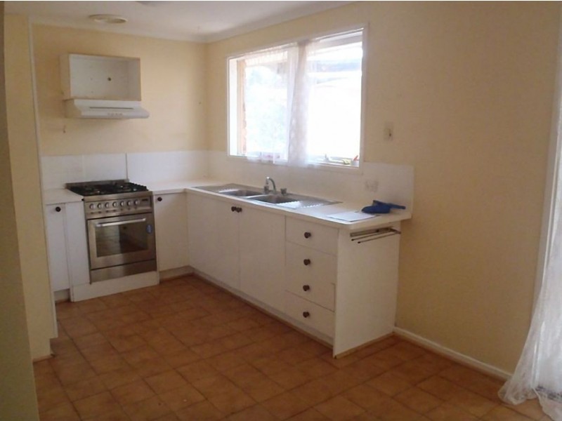 49 Woodlands Crescent, Narre Warren VIC 3805