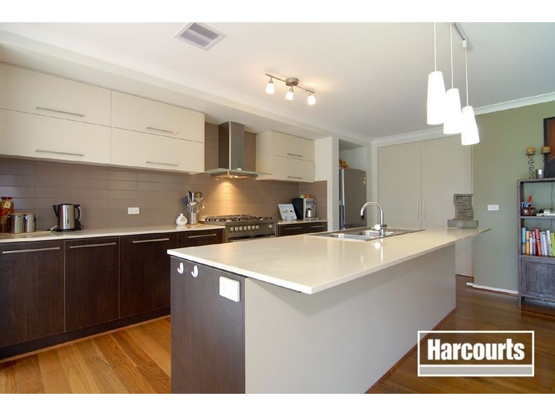 13 Sunview Place, Berwick VIC 3806